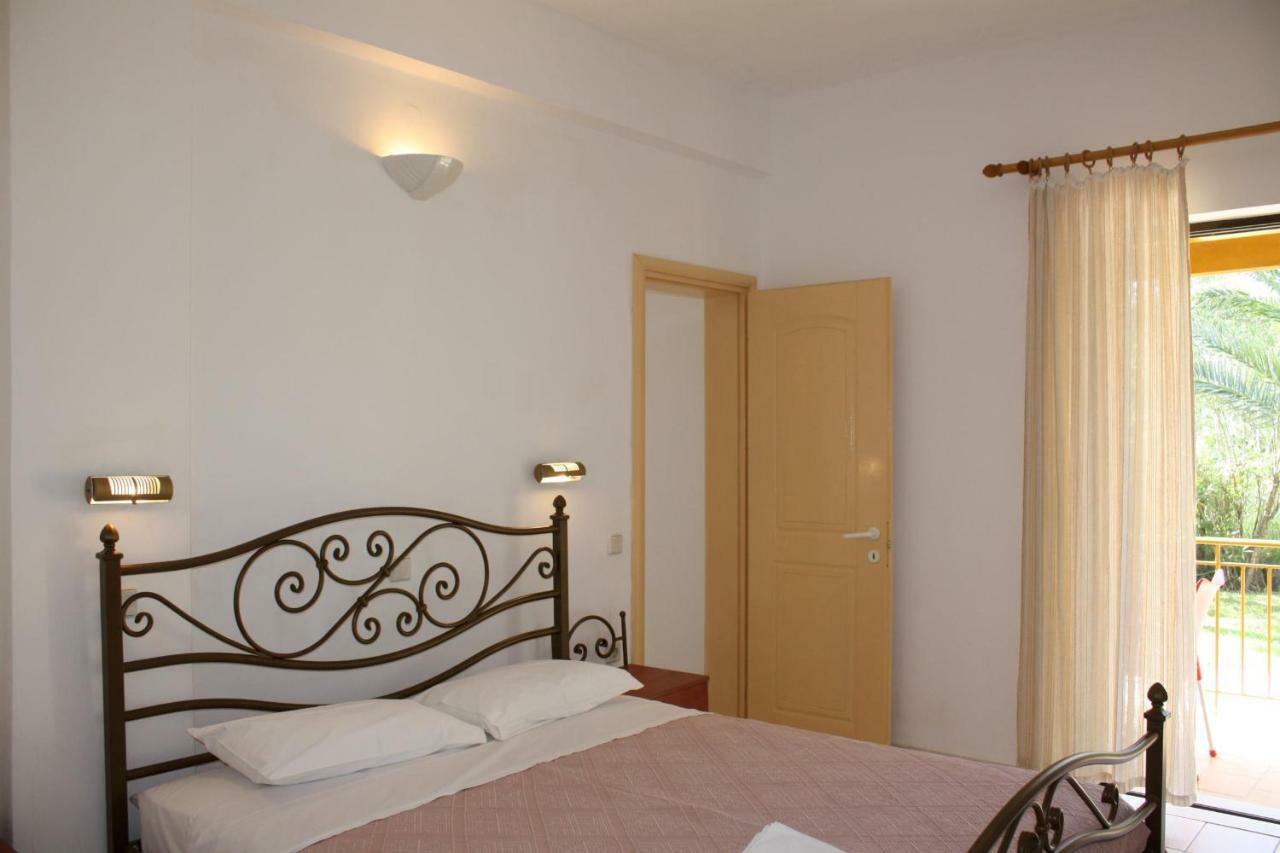 קאבוס Irini-Appartement מראה חיצוני תמונה